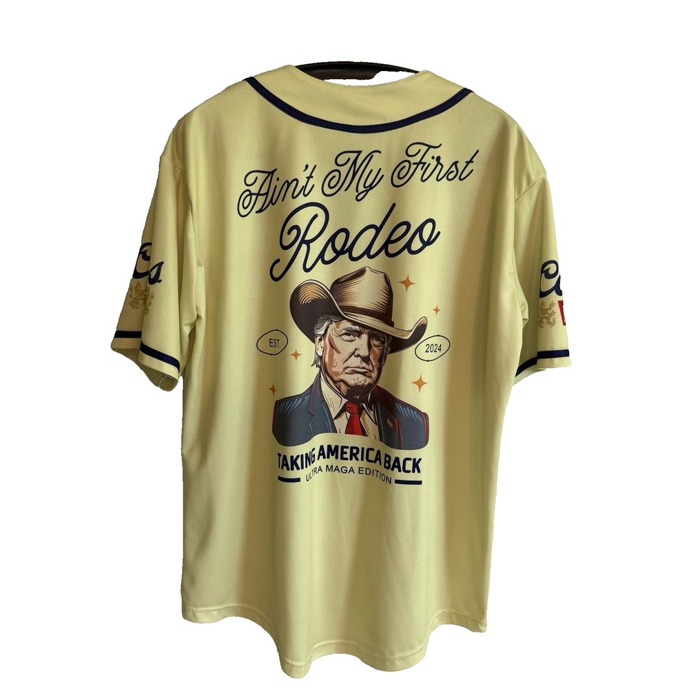 Coors‎ Mens Short Sleeve Baseball Button Shirt Sz L Ain't My First Rodeo Trump